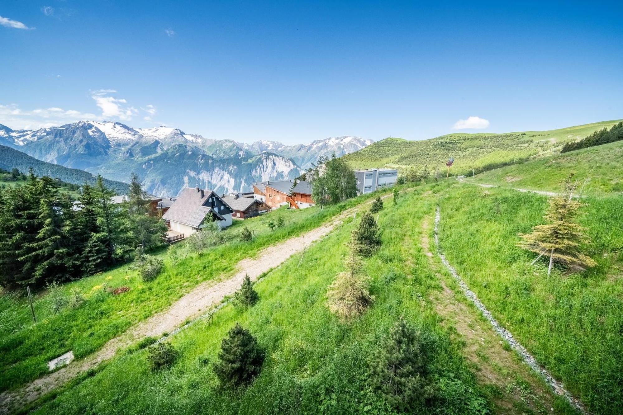 Residence Hameau De Clotaire Alpe D'Huez - By Emerald Stay Dış mekan fotoğraf